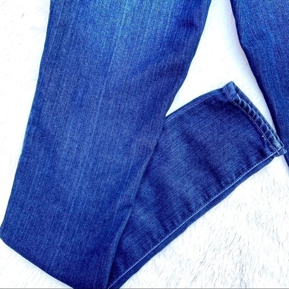 AG Adriano Goldschmied Lowrise Med Wash Legging Super Skinny Jeans Size 26 - Picture 11 of 16